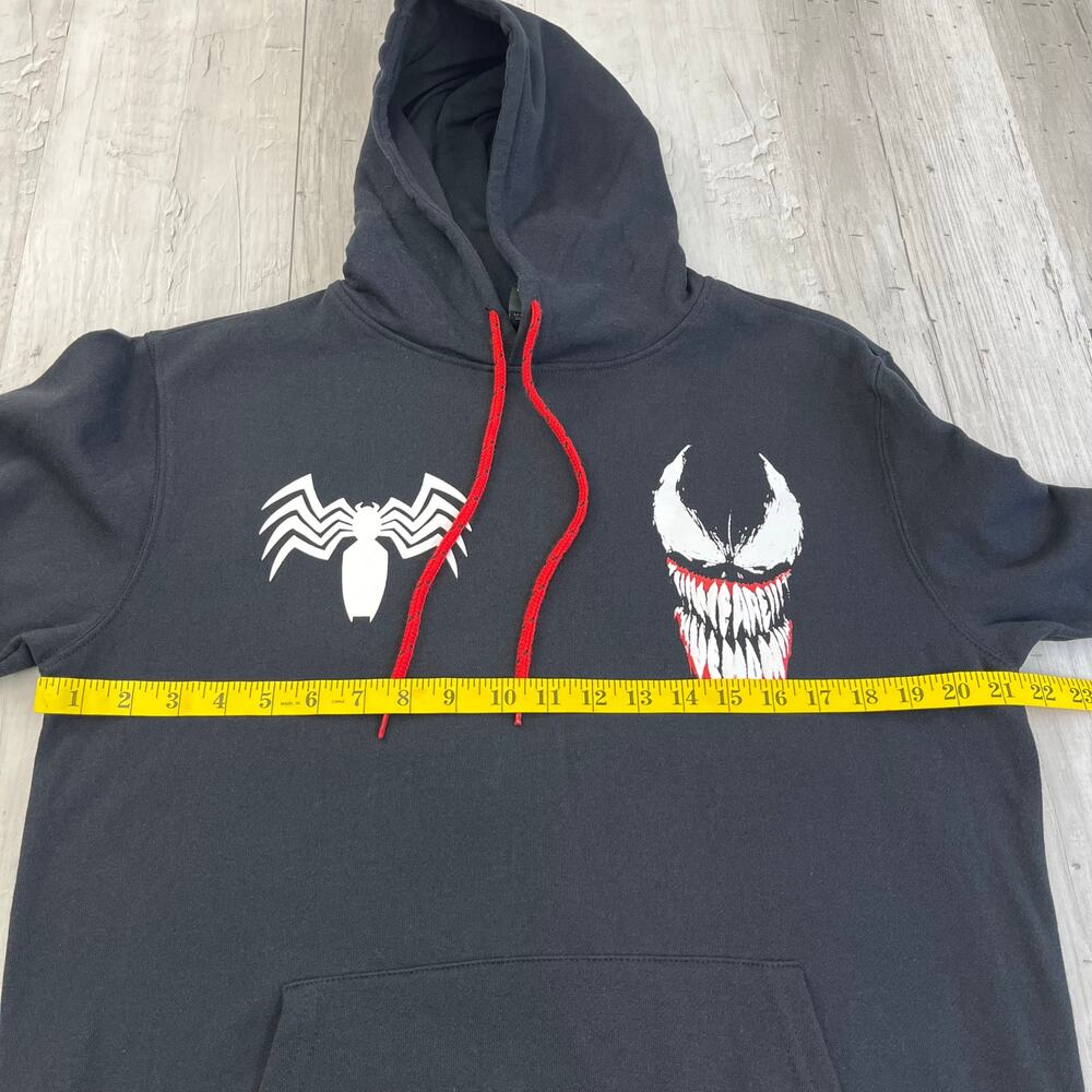 Marvel Big Venom Graphic Print Long Sleeve Pullover Hooded Sweatshirt Hoodie - Picture 9 of 10